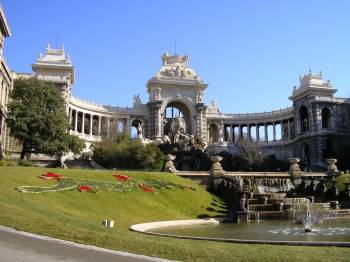 Agence immobilière cœur des 5 avenues Marseille 13004 - AXIA IMMOBILIER