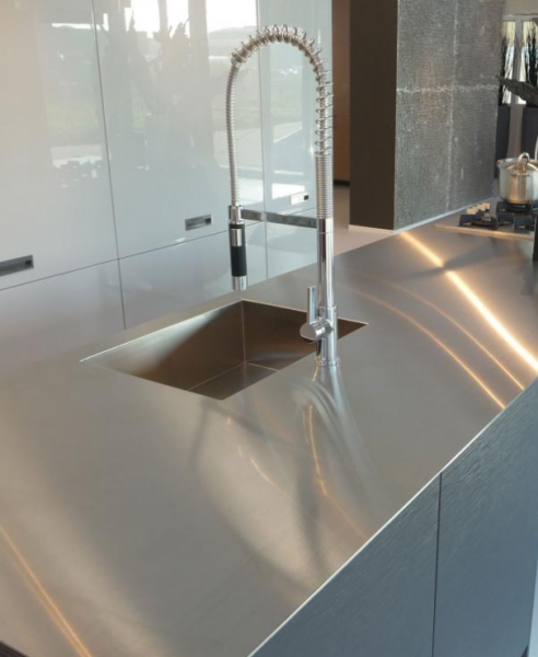 Fournisseur inox pour des cuisines haut de gamme pour professionnels à Aix en Provence